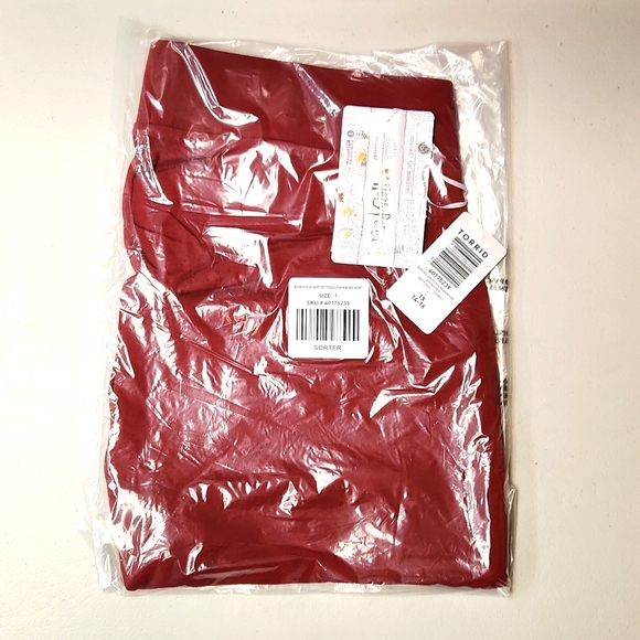 ❤️NWT VINTAGE TORRID HARRY POTTER BIKE SHORTS - HOGWARTS GRYFFINDOR - PLUS SIZE - Picture 4 of 15